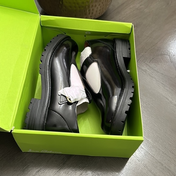 SAM EDELMAN TAELOR KIDS LUG SOLE LOAFER - Picture 2 of 13